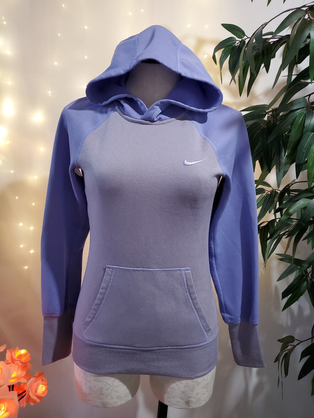 Nike Therma-Fit Fleece Lined Hoodie Women's Size XS Embroidered Logo Purple